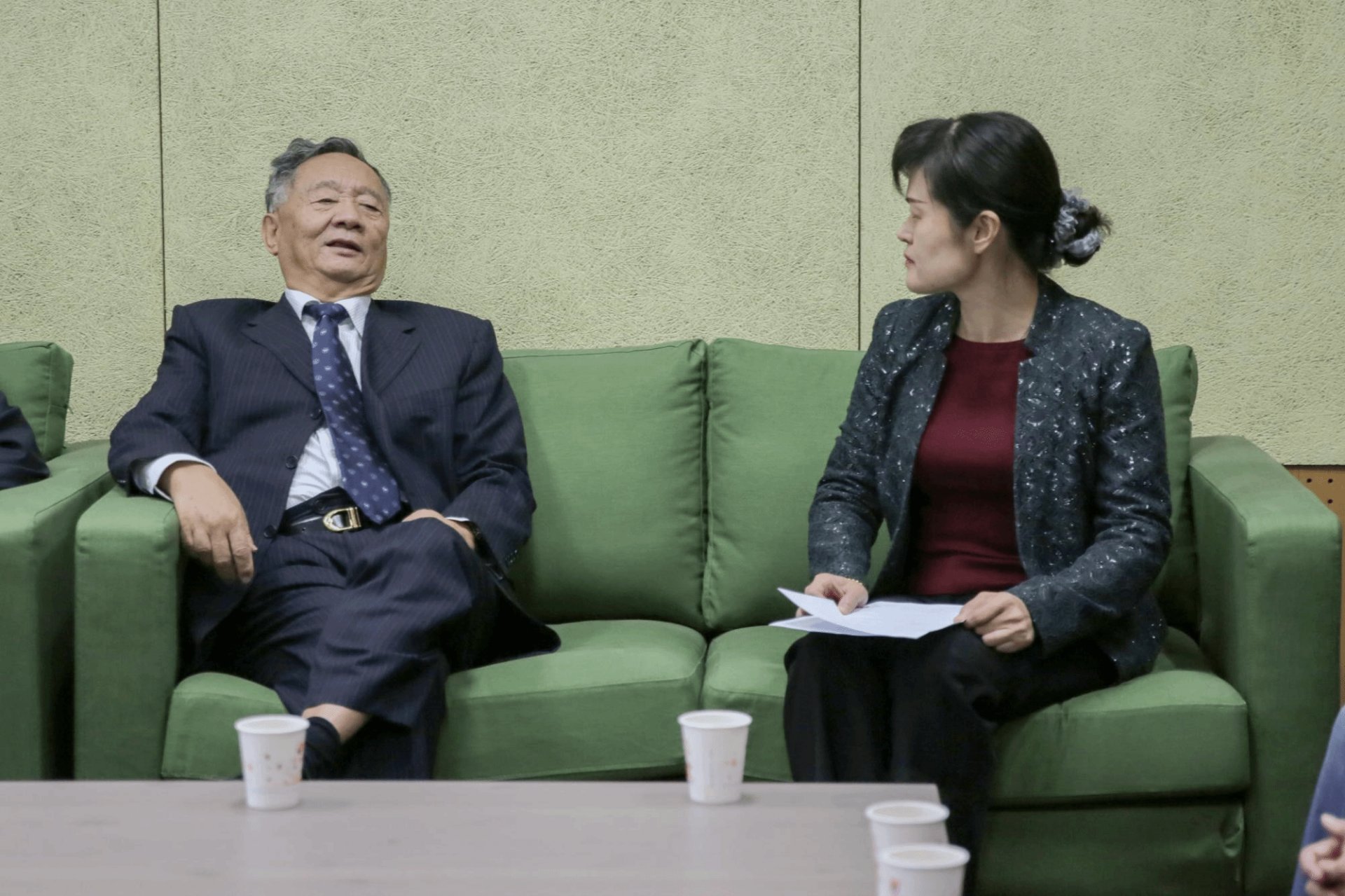 西安市长安区西沣路兴隆段266号 电