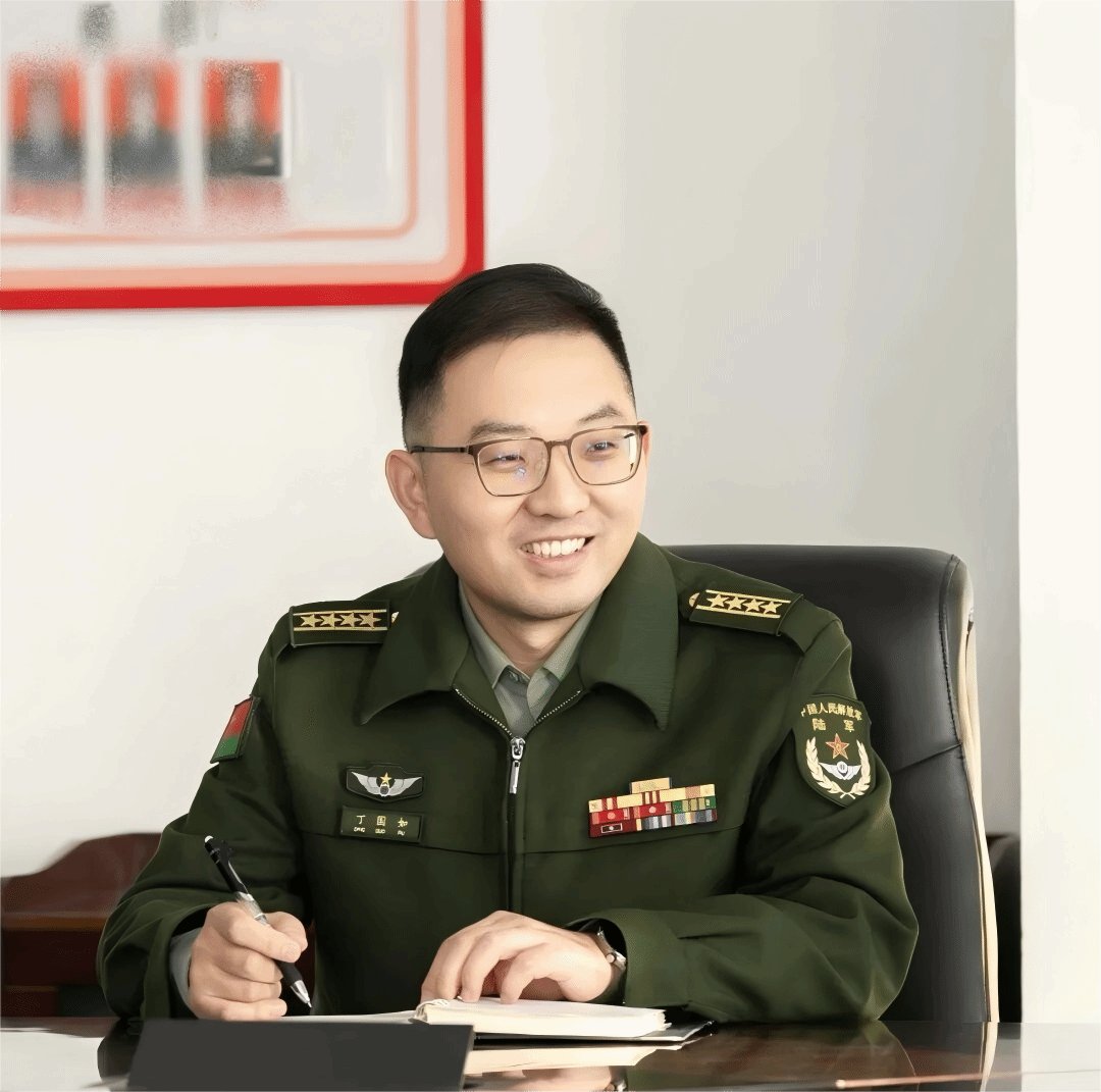 经陆军被弄湿的夏天桃子最新版下载常委